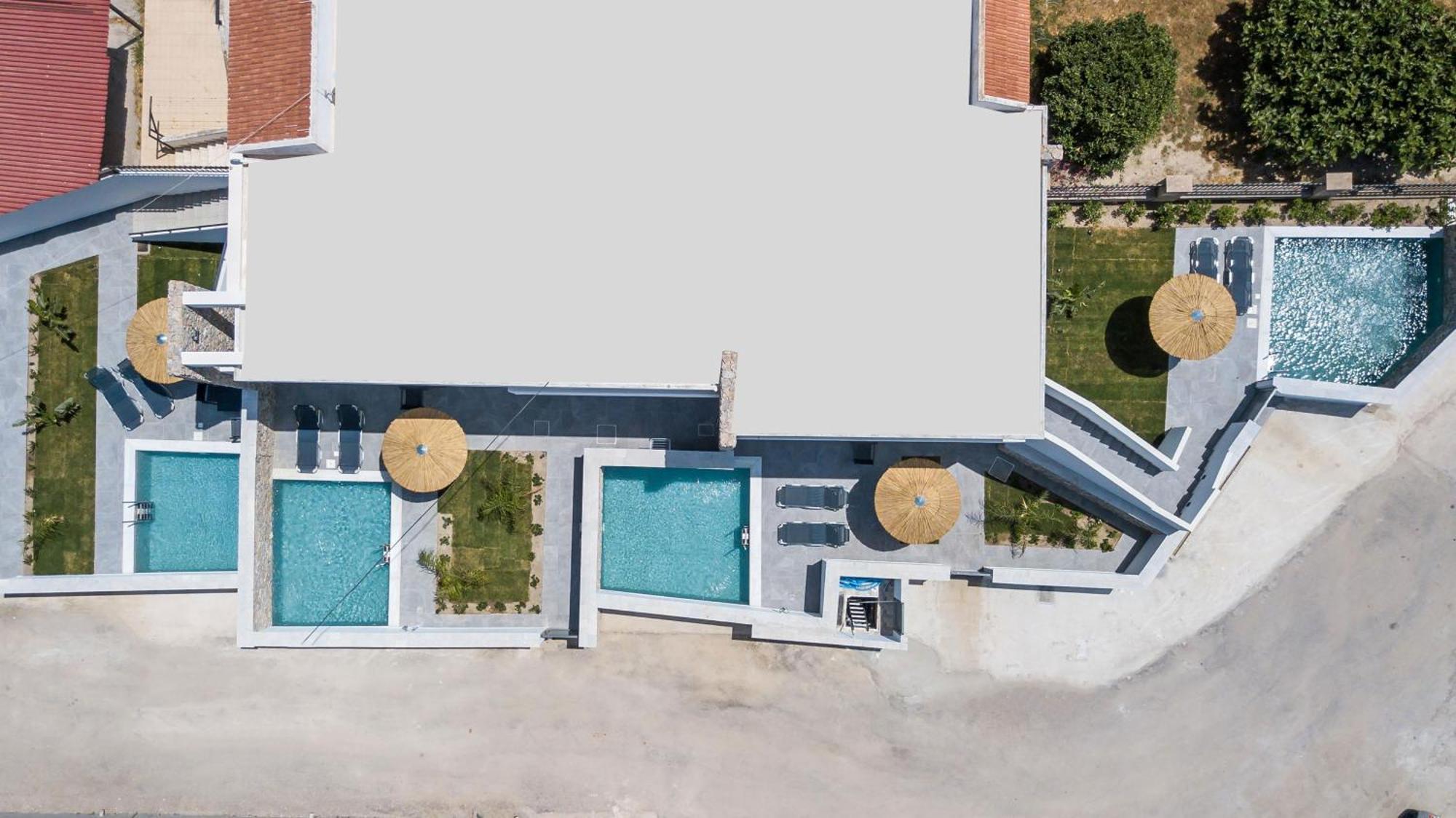 Dias Studios & Suites Faliraki Quarto foto