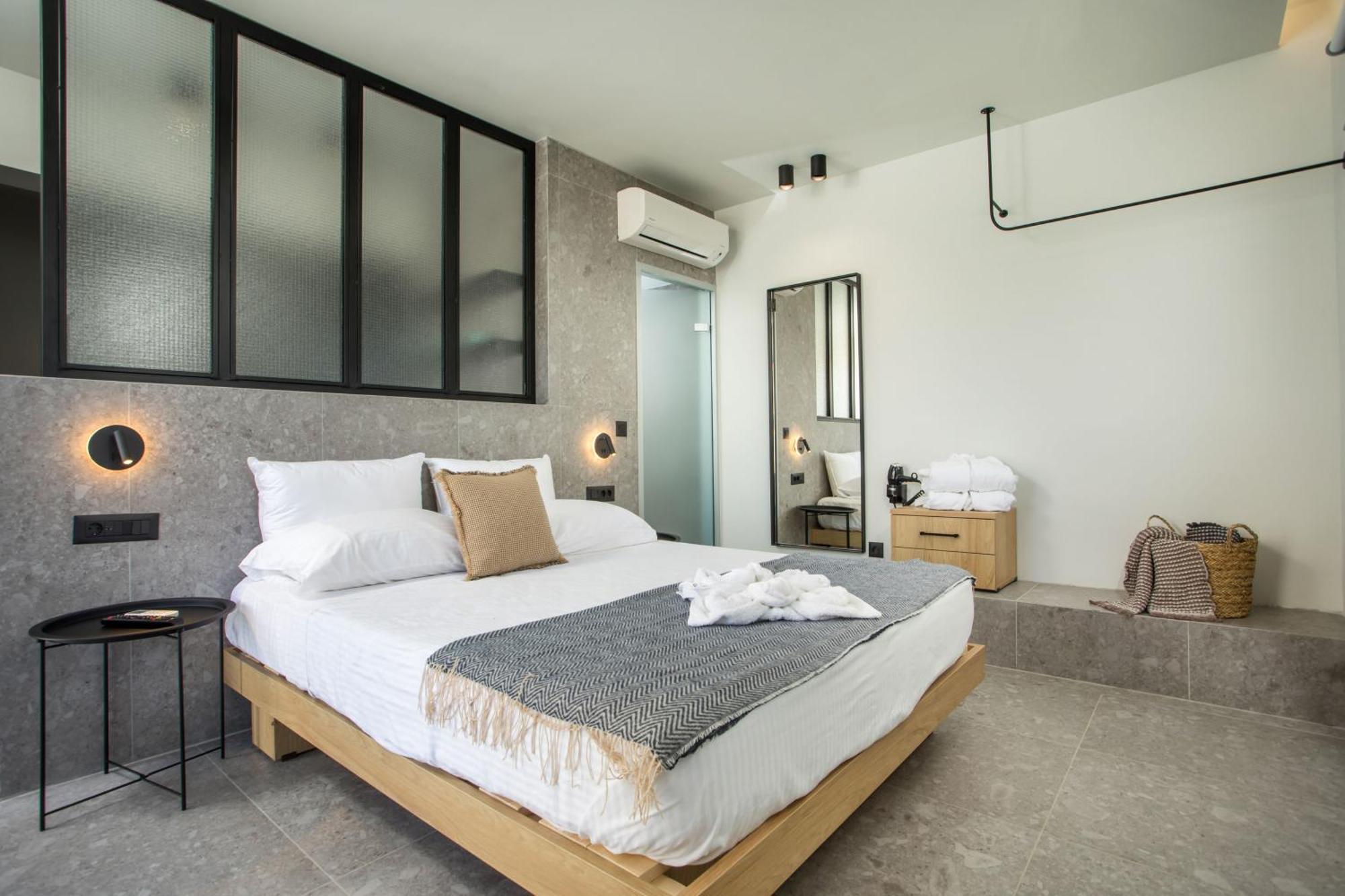 Dias Studios & Suites Faliraki Quarto foto